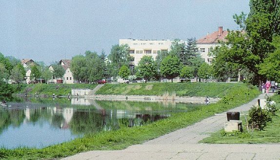 [A promenade in Vinkovci]